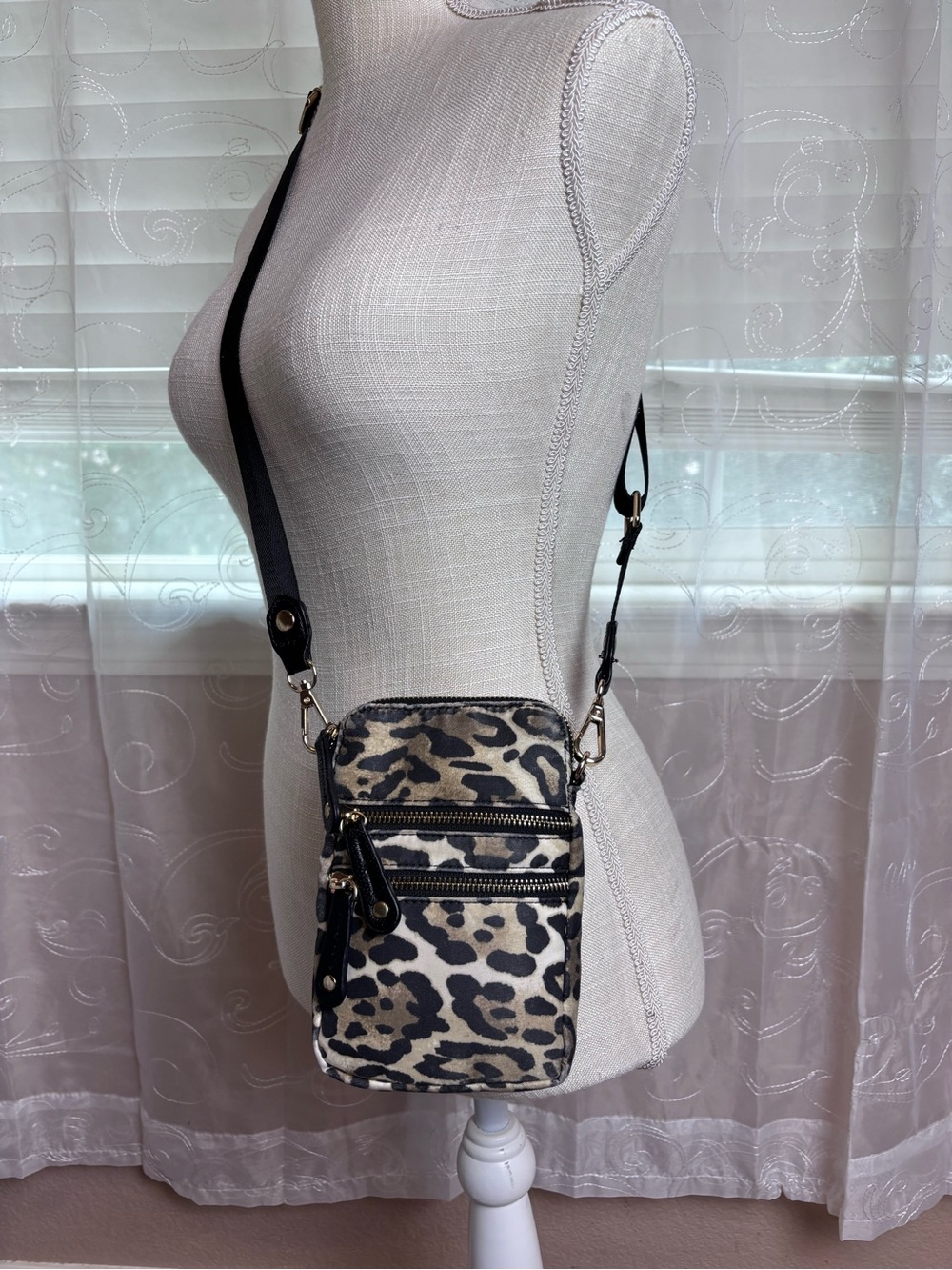 Chico’s Leopard Print Crossbody Phone Bag - Black/Tan